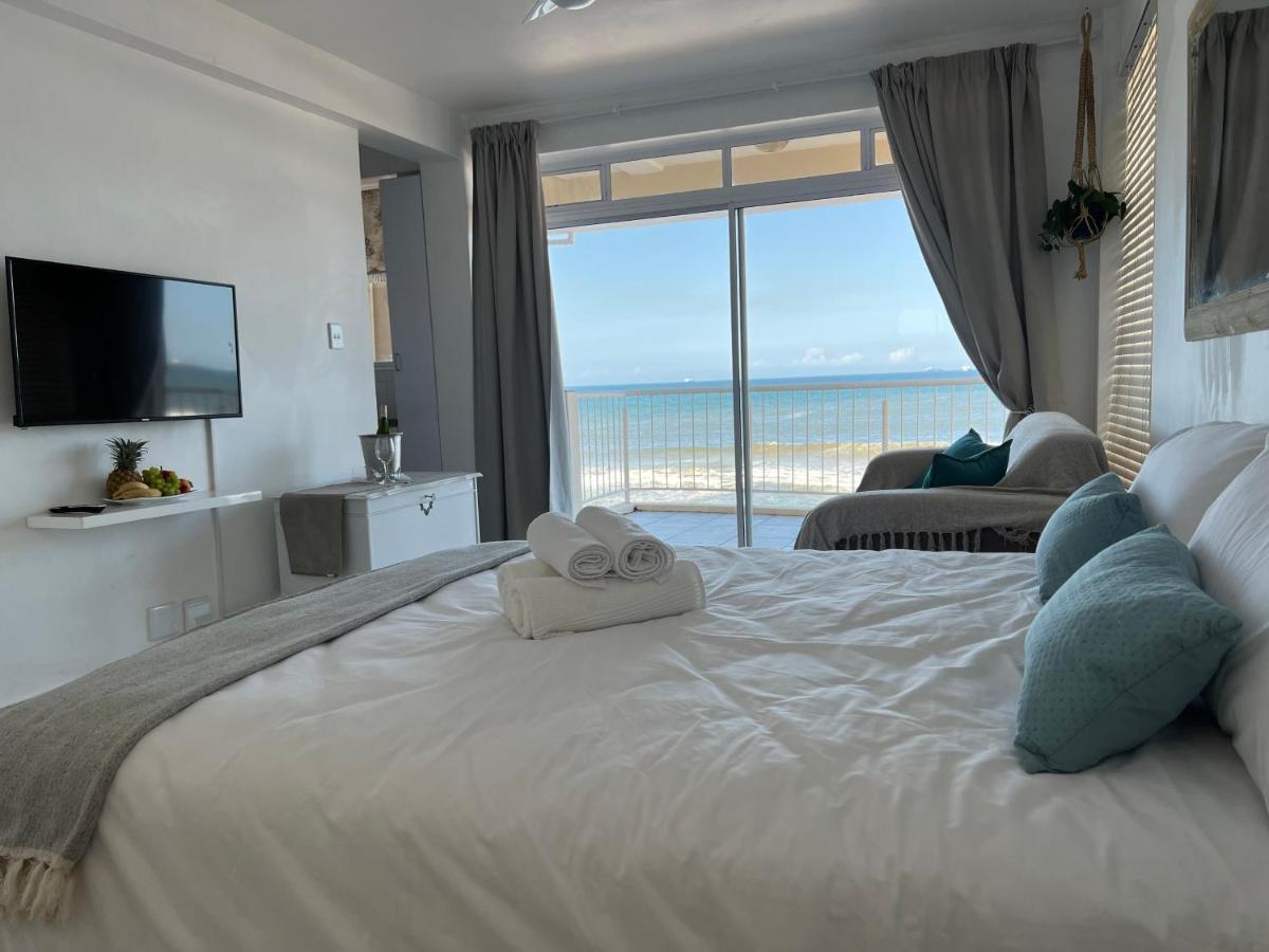Ocean's Edge * Umdloti
