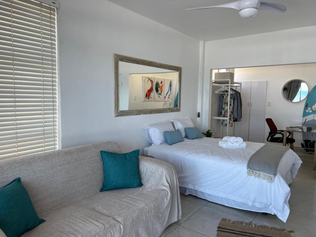 Ocean's Edge Apartment Umdloti